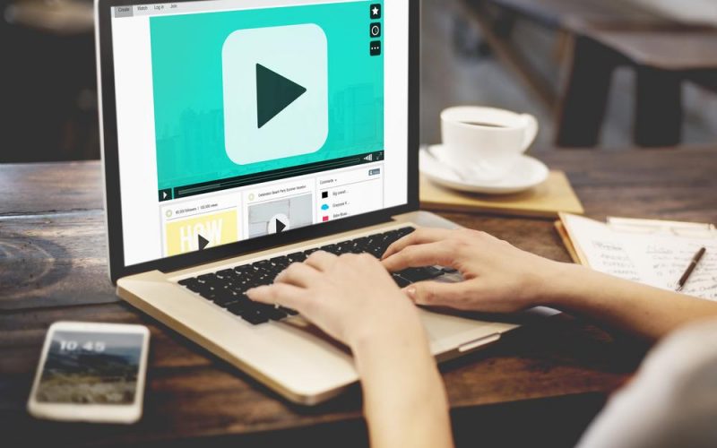 Best Practices for Internal Videos: 7 Ways to Keep Your Team Engaged